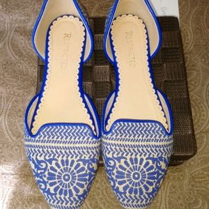 Gorgeous Flats